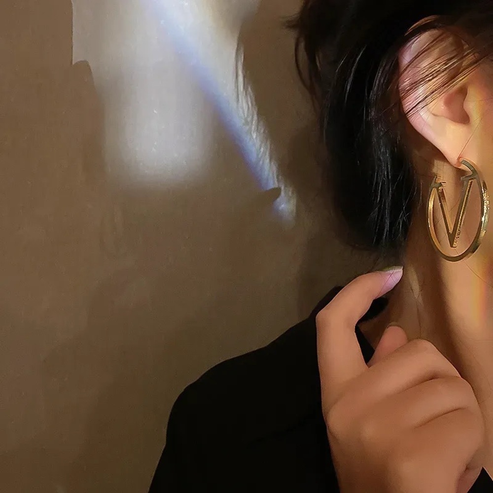 Fashion Designer 18K Gold Plated V Hoop Earrings - Picture 7 of 11